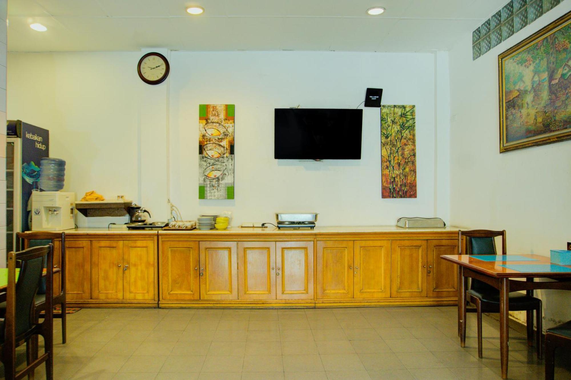 Townhouse Oak Palembang Near Jembatan Ampera Formerly Azzura Hotel ภายนอก รูปภาพ