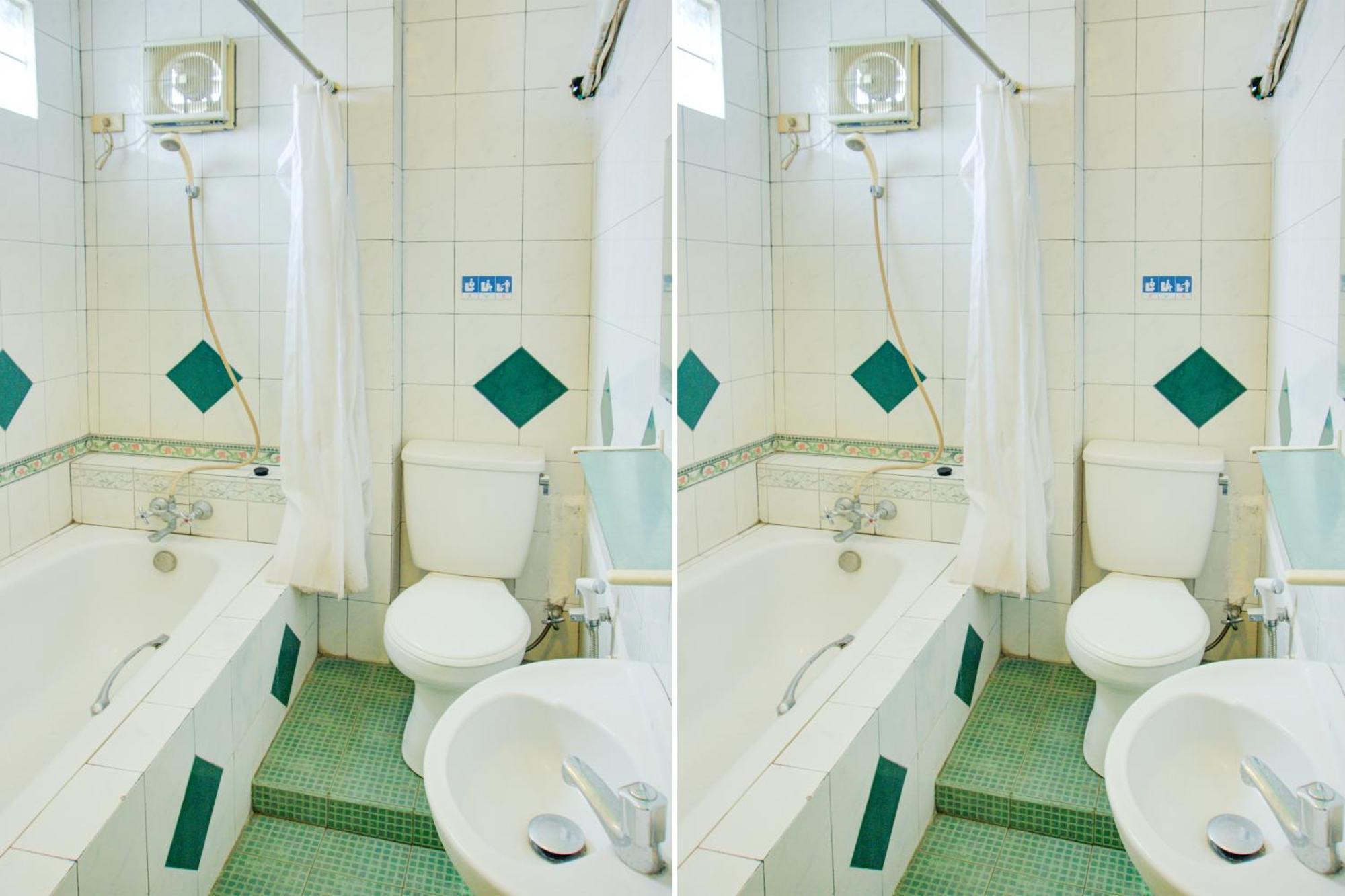 Townhouse Oak Palembang Near Jembatan Ampera Formerly Azzura Hotel ภายนอก รูปภาพ