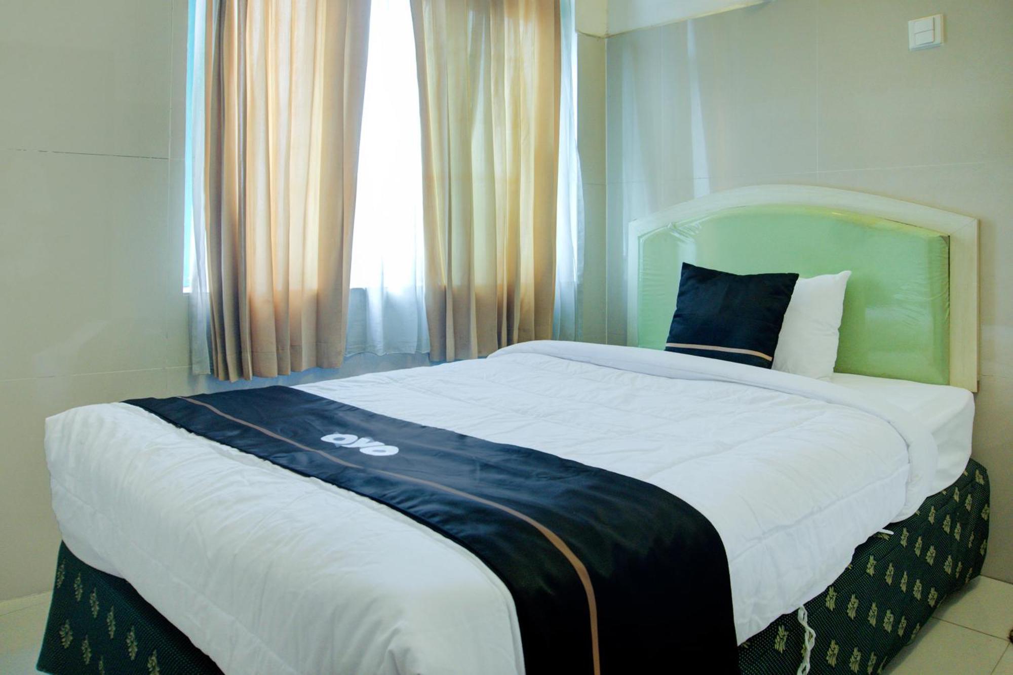 Townhouse Oak Palembang Near Jembatan Ampera Formerly Azzura Hotel ภายนอก รูปภาพ