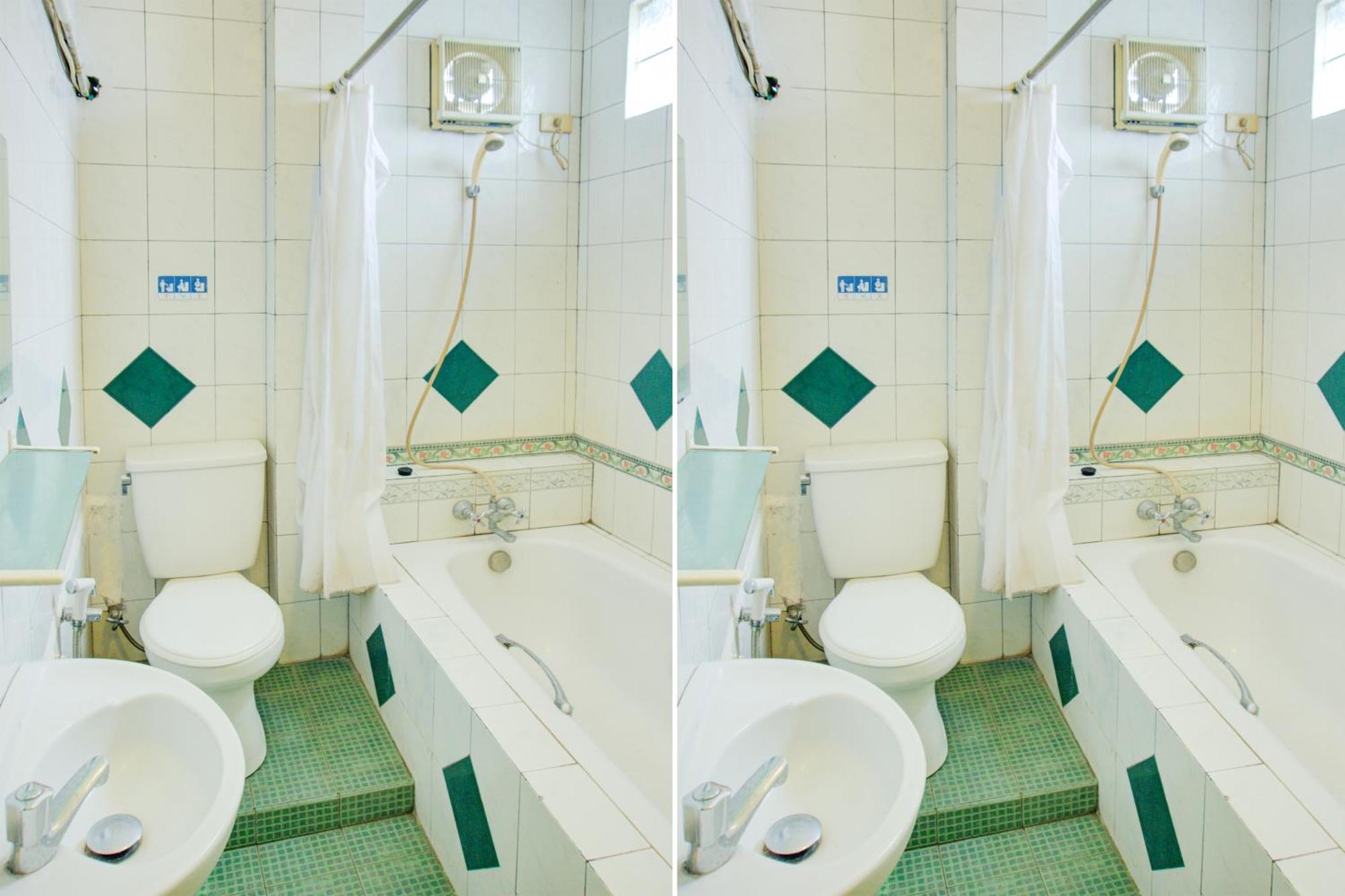 Townhouse Oak Palembang Near Jembatan Ampera Formerly Azzura Hotel ภายนอก รูปภาพ